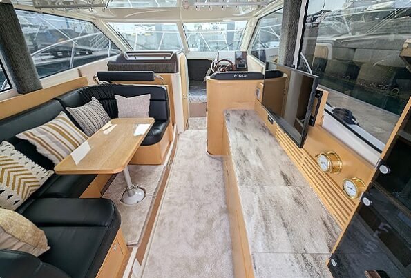 PONAM-31 船内の写真